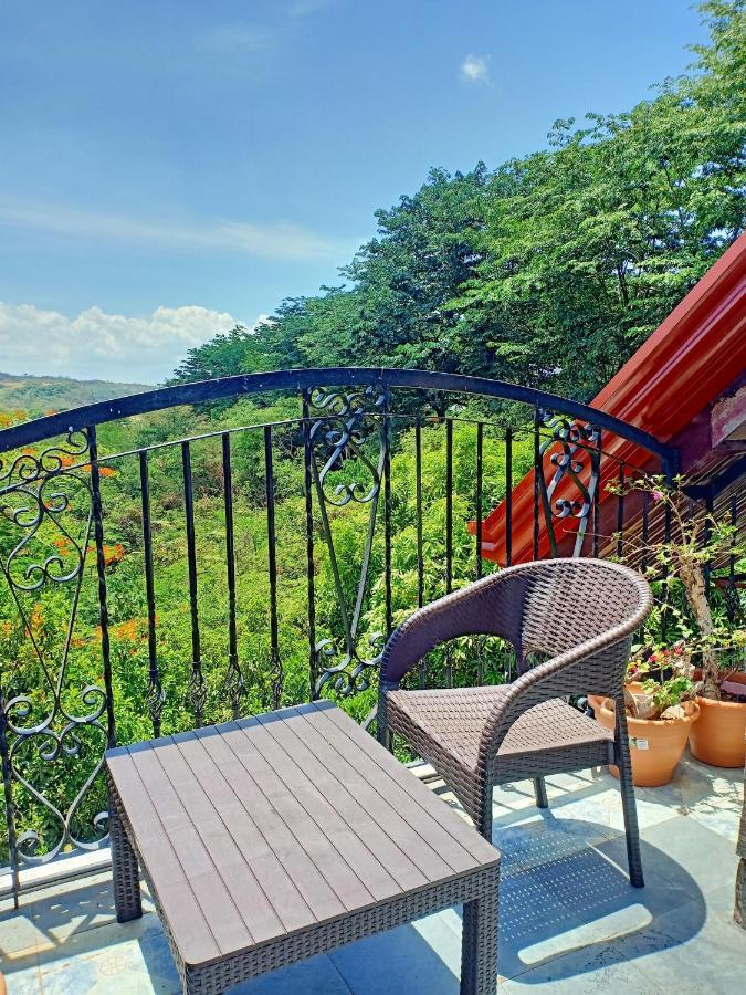 El Castillo Bed And Breakfast Angono Extérieur photo