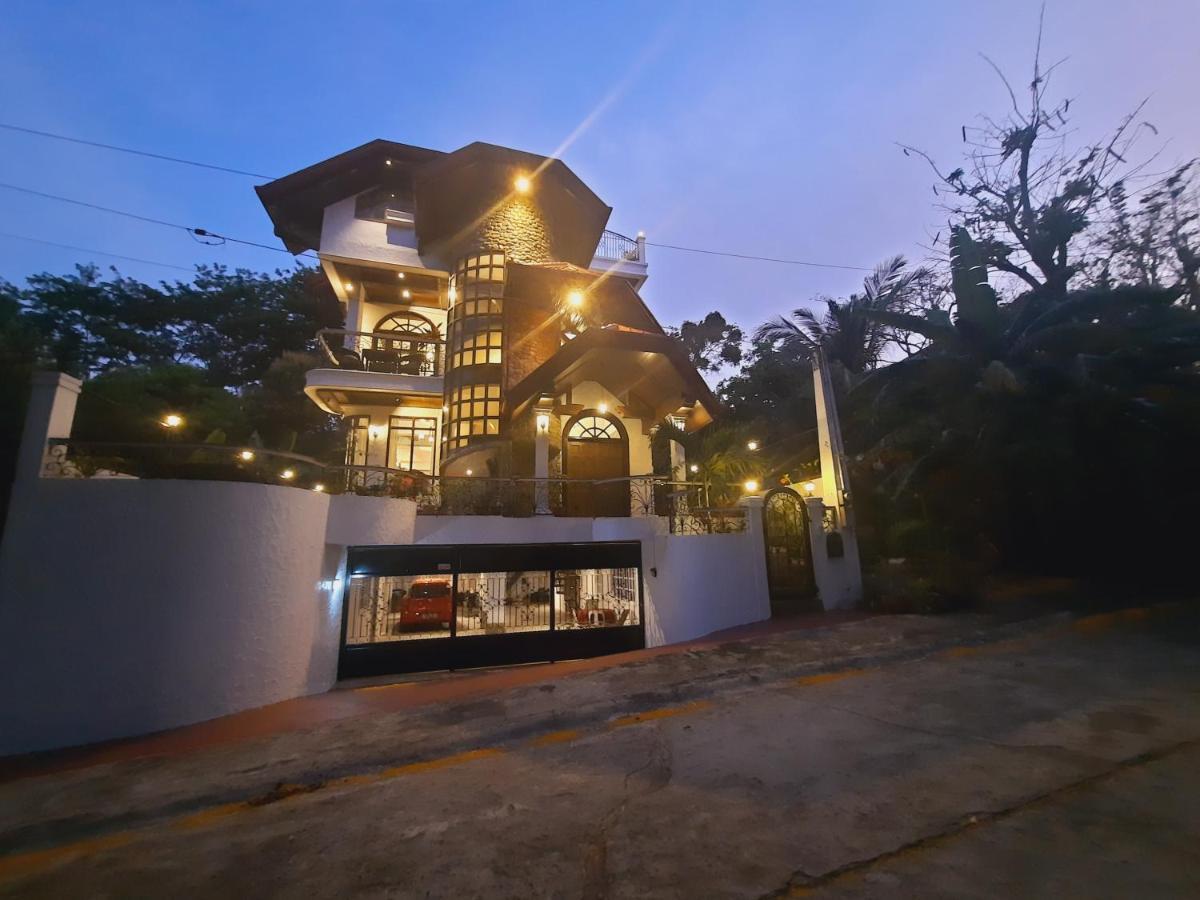 El Castillo Bed And Breakfast Angono Extérieur photo