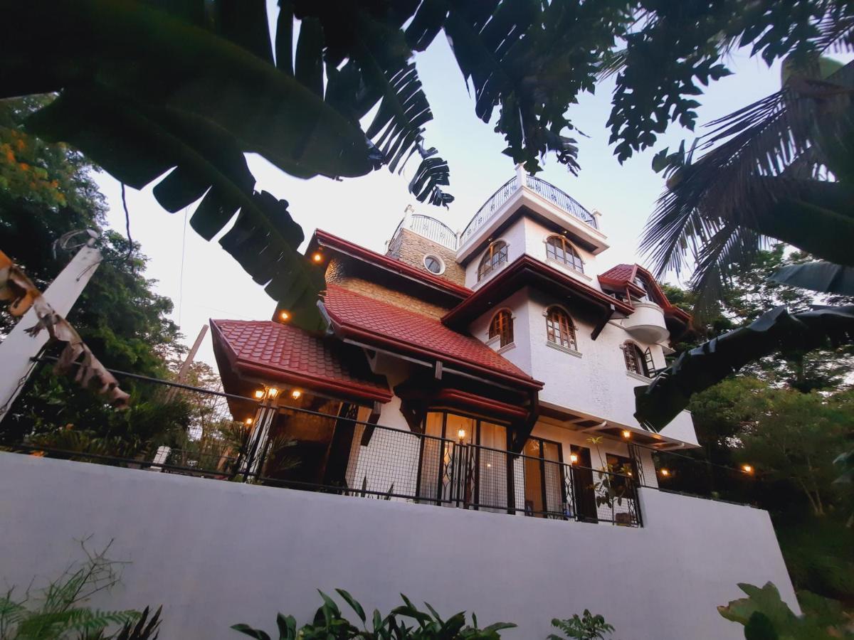 El Castillo Bed And Breakfast Angono Extérieur photo