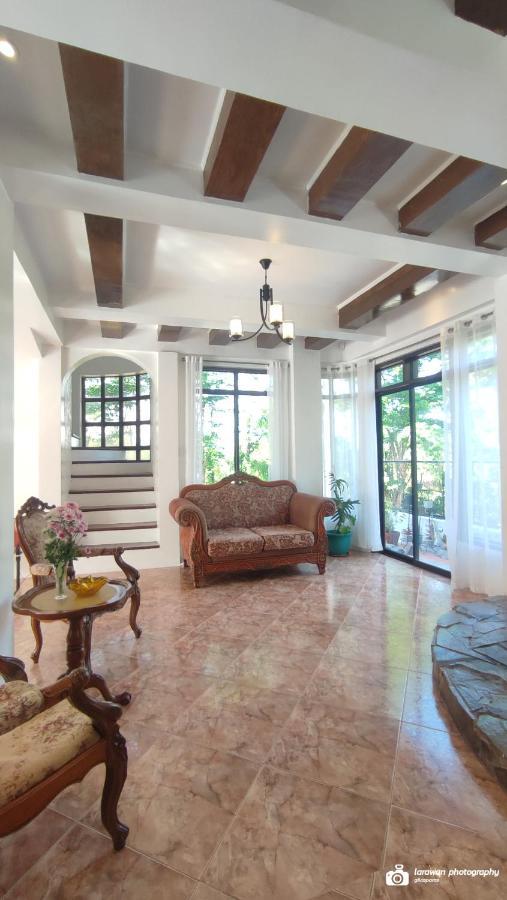 El Castillo Bed And Breakfast Angono Extérieur photo