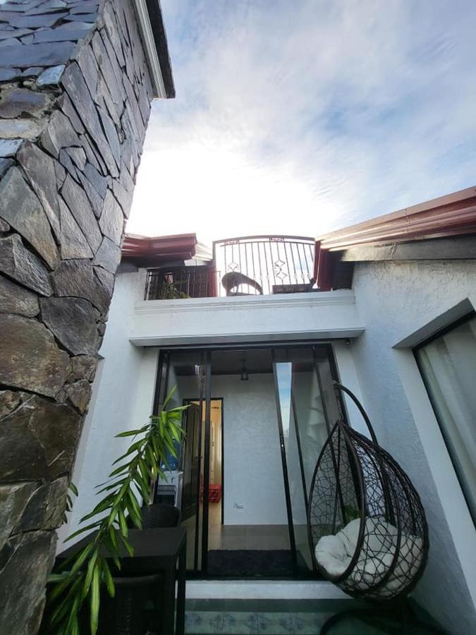 El Castillo Bed And Breakfast Angono Extérieur photo