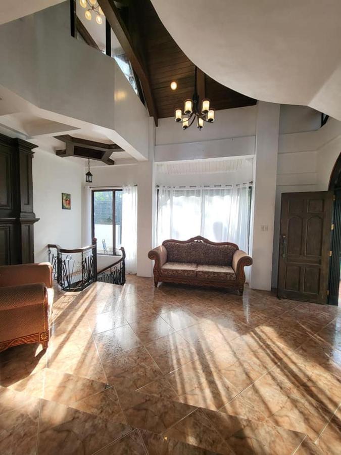 El Castillo Bed And Breakfast Angono Extérieur photo
